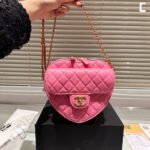 Chanel  Heart Bag - Image 5