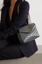 SAINT LAURENT YSL Loulou small quilted leather shoulder bag grey - Image 5