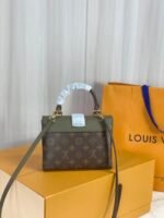 Louis Vuitton Locky BB M44797 - Image 6