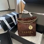 Chanel 22 Handbag Waxed Cowhide Shoulder Bag - Image 4