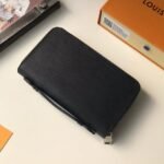 Louis Vuitton LV Zippy Wallet - Image 8