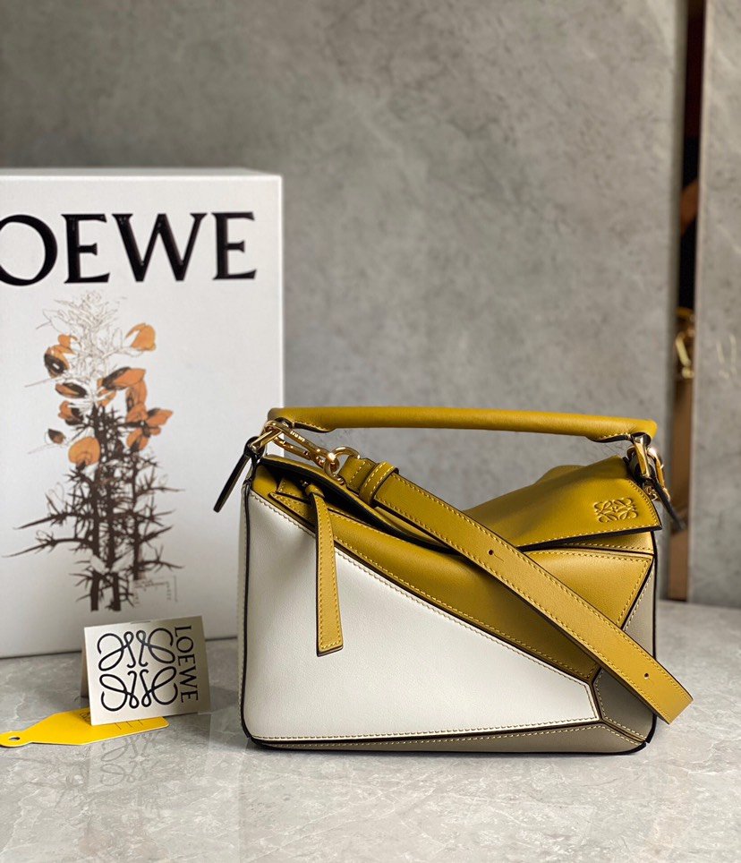 Loewe Small Puzzle Yellow