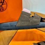 Hermès Chypre leather sandals - Image 4