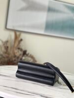 Louis Vuitton Twist MM M21025 - Image 5