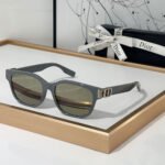 Dior  Mirror leg Logo identification Acetate fibre  sunglasses  Top quality - Image 3