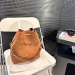 Saint Laurent VSl Paris Vll Hobo Shoulder Bag - Image 7