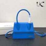 Jacquemus Le Grand Chiquito Large Tote Lipstick Bag - Image 8