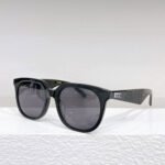 Dior Logo Leg Plate Frame sunglasses  Top quality - Image 2