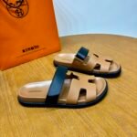 Hermès Chypre leather sandals - Image 3