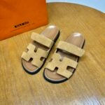 Hermès Chypre leather sandals - Image 4