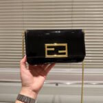 FENDI Chain Wallet Crossbody Bag - Image 3