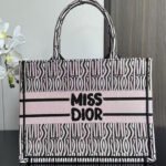 Dior Miss Dior Book Tote Bag - Image 4