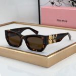 MIU MIU  Cat eye Sunglasses Top quality - Image 6