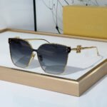 Loewe Simple Square Sunglasses Top Quality - Image 3