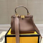 FENDI Peekaboo ISeeU Bag Medium - Image 3