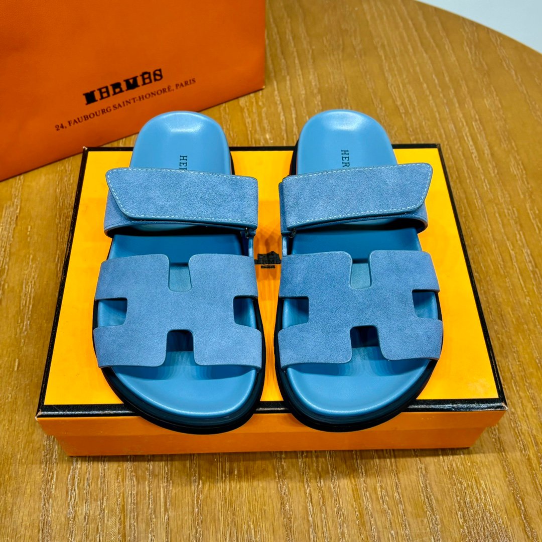 Hermès Chypre leather sandals