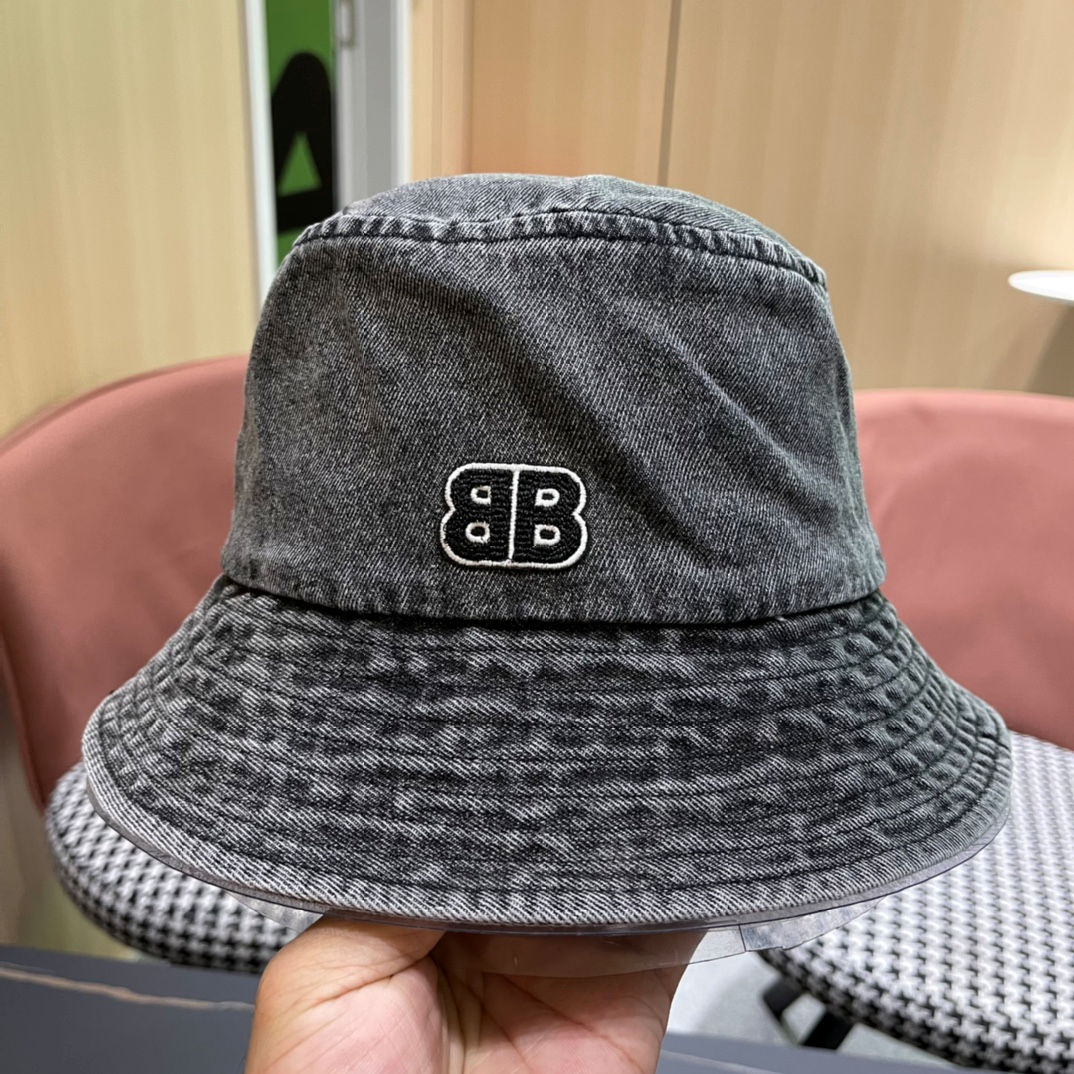 Balenciaga Big Head Around The Bucket Hat Sunhat