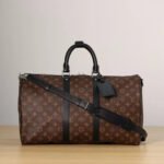 Louis Vuitton LV Keepall Bandoulière - Image 10