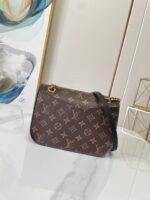 Louis Vuitton Passy M45592 - Image 3
