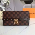 Louis Vuitton LV Capucines Wallet - Image 4