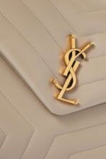 SAINT LAURENT Loulou medium quilted leather shoulder bag brown - Image 2