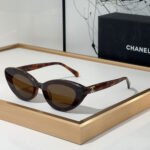 Chanel  Mirror leg Logo Cat-eye Sunglasses Top quality - Image 2