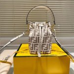 FENDI Mon Tresor Bucket Bag Mini - Image 5