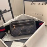 Gucci Canvas & Leather Waist bag - Image 7