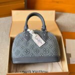 Louis Vuitton LV Alma BB bag - Image 3