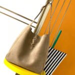 Saint Laurent YSL LE 5 À 7 supple LARGE in suede - Image 4