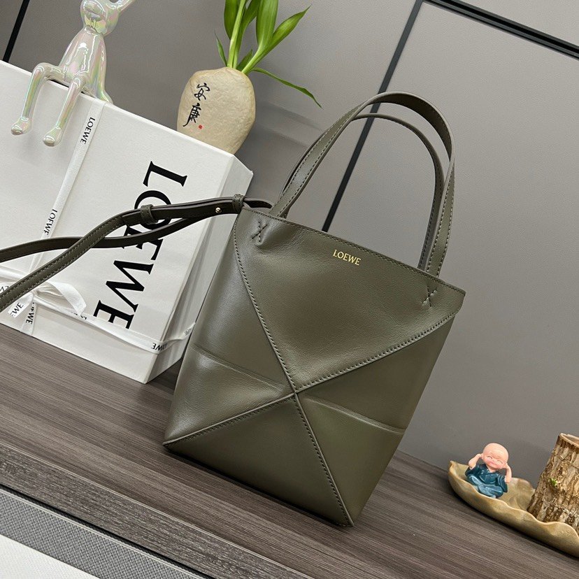 Loewe Mini Puzzle Fold Tote in shiny calfskin Green