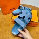 Hermès Chypre leather sandals - Image 5