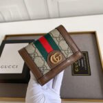 Gucci Unisex GG Wallet - Image 3
