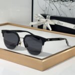 Dior  Plate Frame Elegant And Beautiful  sunglasses Top quality - Image 4
