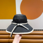 Chanel Wear a Double-sided Windproof Sun Hat Sunhat - Image 5