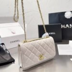 Chanel Trendy CC WOC - Image 4