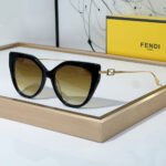Fendi  Thin-framed Sheet Metal on The Sides Sunglasses Top quality - Image 2