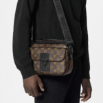 LV S Lock Messenger - Image 2