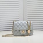 Chanel   Shoulder Crossbody Bag - Image 4