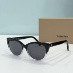 Buberry  Fashionable Cat-eye Sunglasses  Top quality - Image 4
