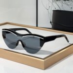 Balenciaga Mirror Logo  Sunglasses Top quality - Image 7