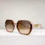 Dior Lrregular Logo Sunglasses Top Quality - Image 2