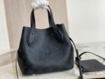 Louis Vuitton Blossom PM M21848 - Image 6