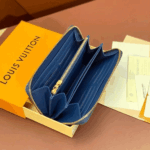 Louis Vuitton LV ippy Zipper Money Clip bags - Image 6