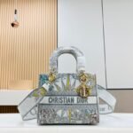 DIOR Lady D-Lite Bag - Image 4
