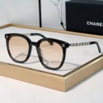 Chanel  Stylish Temperament Sunglasses Top quality - Image 4