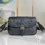 Louis Vuitton Diane M46386 - Image 6