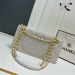 Chanel HandBag Made From Leather With Chain - Image 4