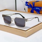 Louis Vuitton LV Hollow frame sunglasses Top quality - Image 2
