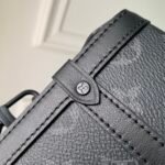 Louis Vuitton Vertical Trunk Wearable Wallet M82077 - Image 4